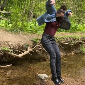 Meet your Posher, Mikayla